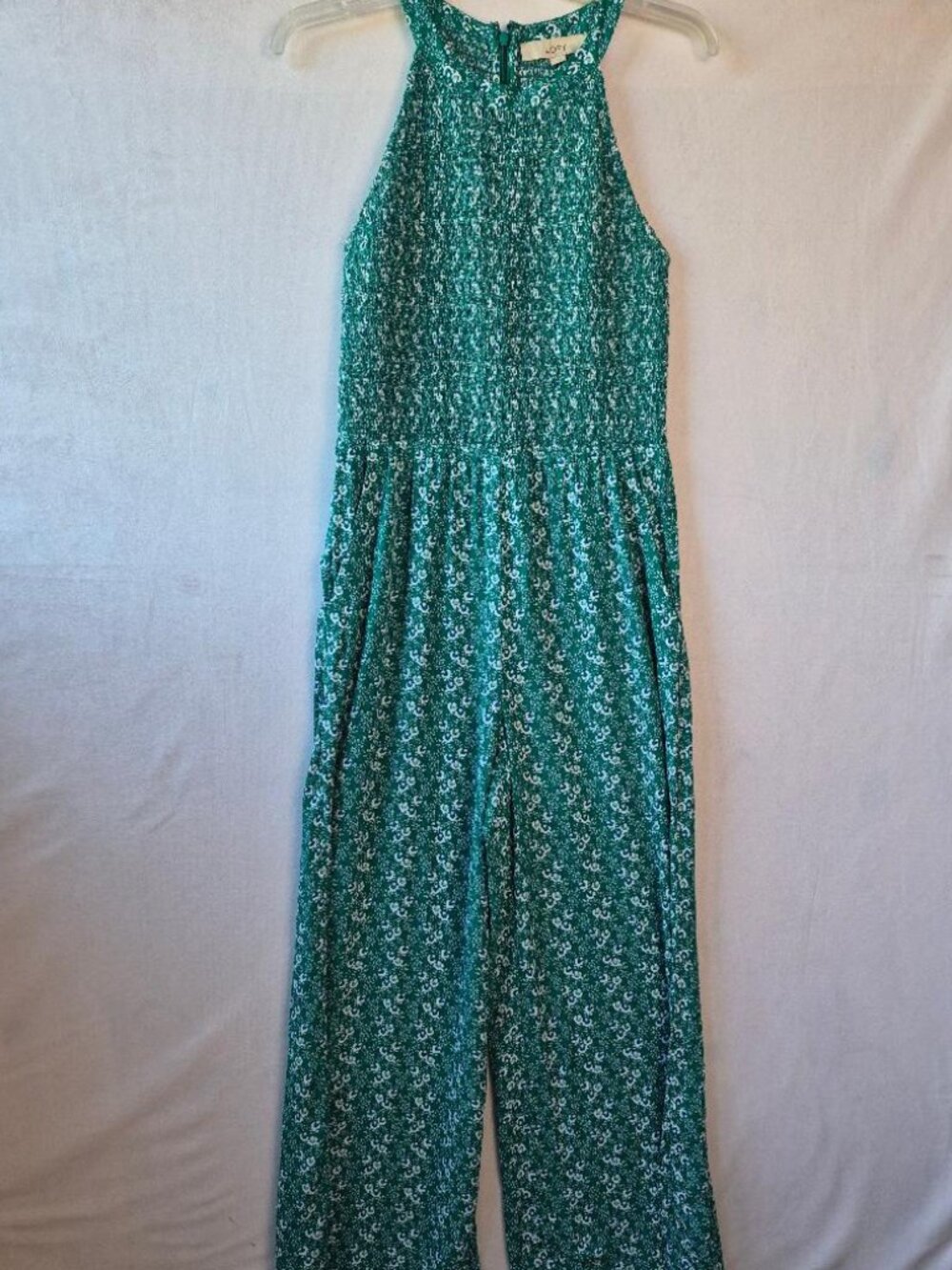 LOFT  Ann Taylor Green/White Sleeveless Jumpsuit w/Pockets Size 0 Boho